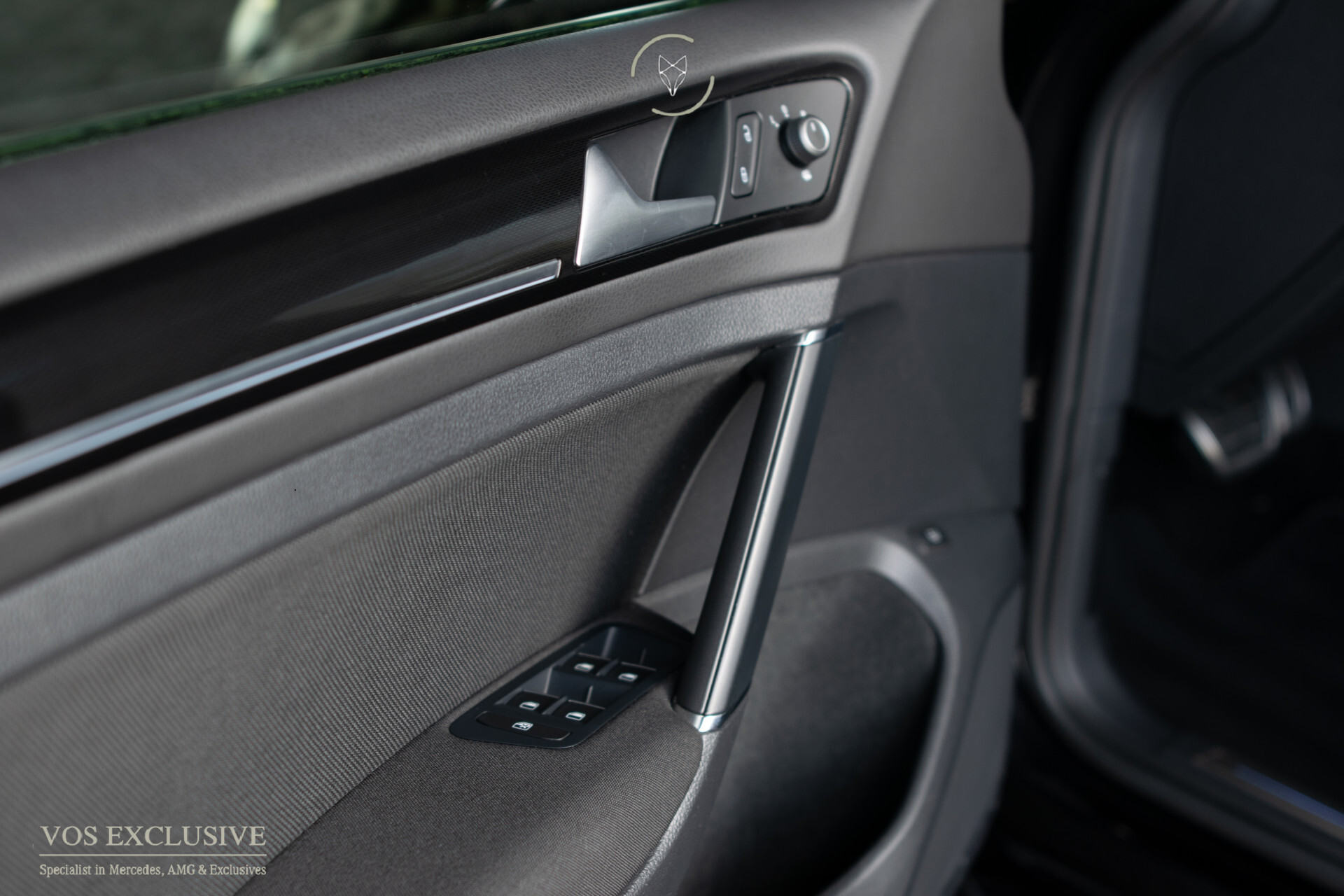 Volkswagen Golf 1.4 TSI GTE Executive Plus | 1ste eigenaar | New Service | Trekhaak | Sportstoelen | LED | 18" | ECC | SOH 83% | Cruise Control Foto 8