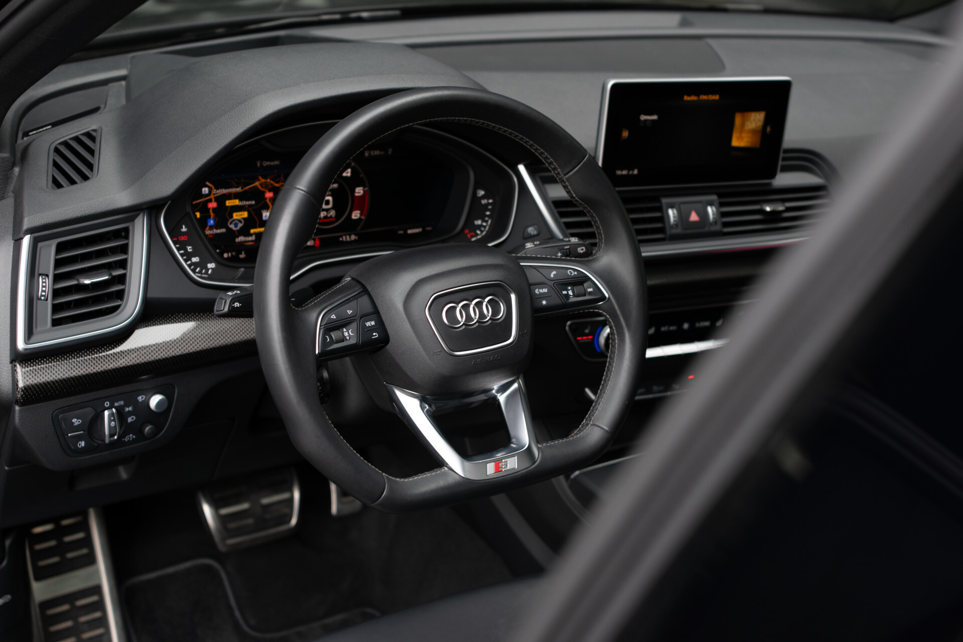 Audi SQ5 3.0 Tdi Quattro ABT | Carbon | B&O | ACC | Ruitleder | Luchtvering | HUD | Standkachel | Blackline | 21" | Matrix LED | New Service | Alarm Foto 14