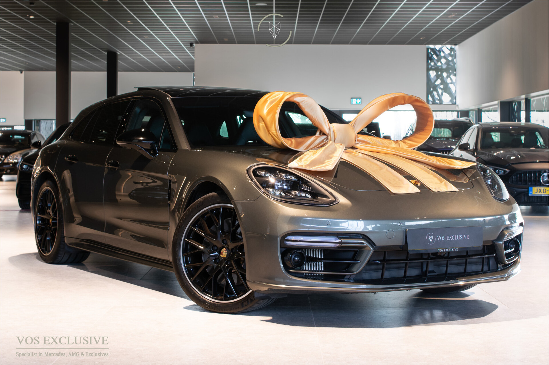 Porsche Panamera Sport Turismo 2.9 4 E-Hybrid Platinum Edition Bose | 21" | Softclose | 14-voudig | Pano | LED | Stuur+stoelverwrm. | Standkachel Foto 2