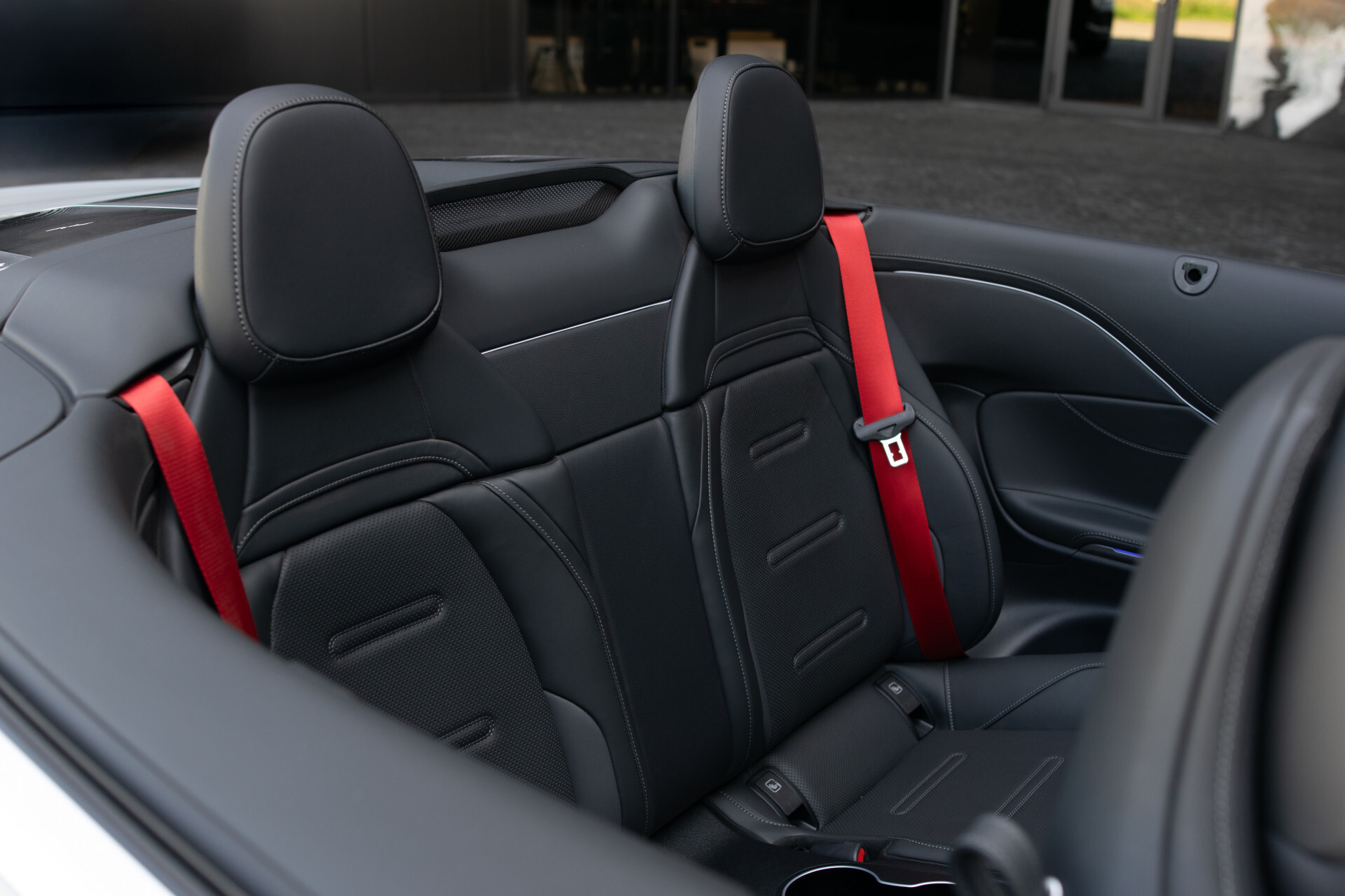 Mercedes-Benz CLE Cabriolet AMG 53 4M Night | Dynamic Plus | Distronic | Keyless | 360° | Manufaktur | Massage | HUD | 20'' | Drivers Pack | Burmester 3D | New Service Foto 14