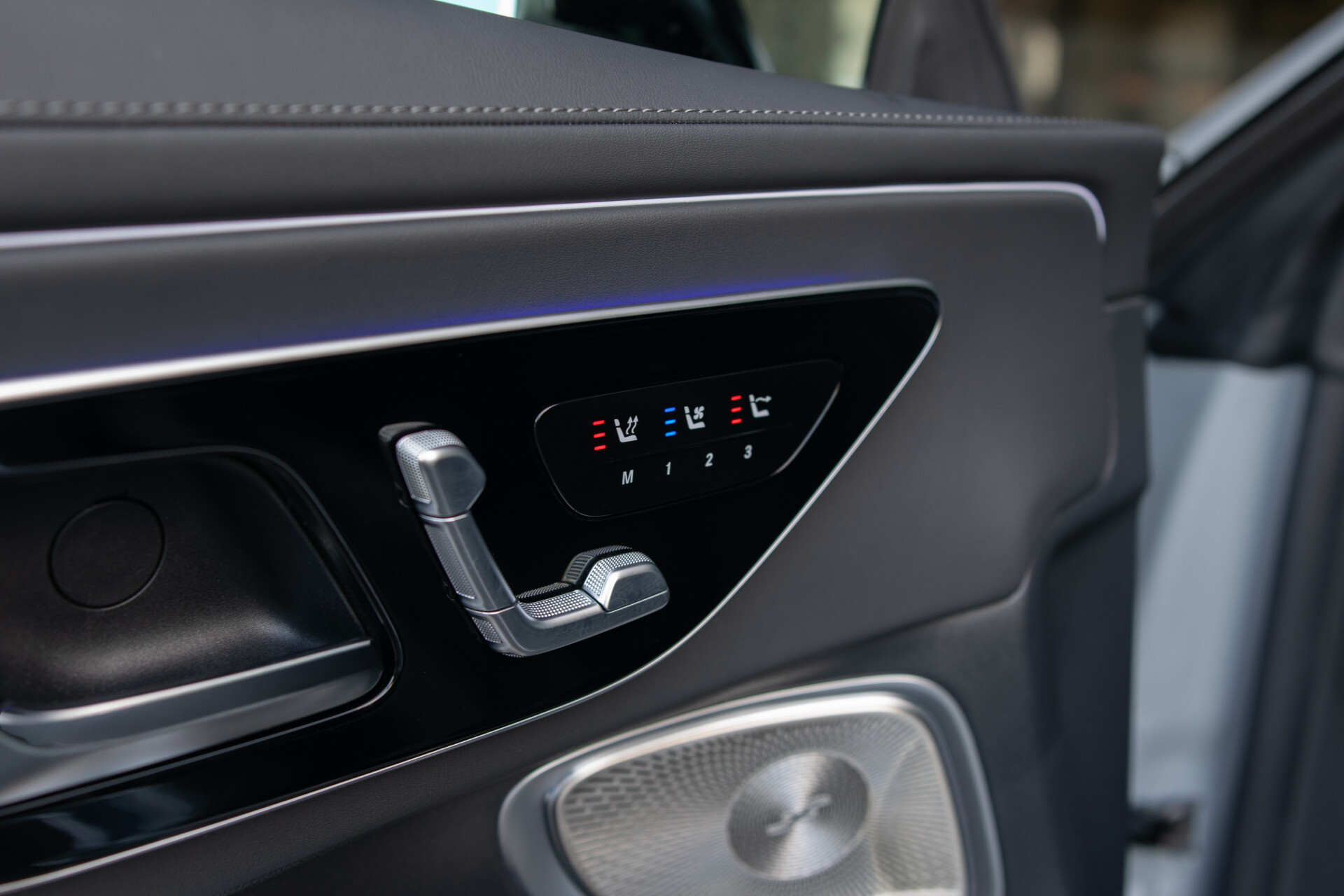 Mercedes-Benz CLE Cabriolet AMG 53 4M Night | Dynamic Plus | Distronic | Keyless | 360° | Manufaktur | Massage | HUD | 20'' | Drivers Pack | Burmester 3D | New Service Foto 15