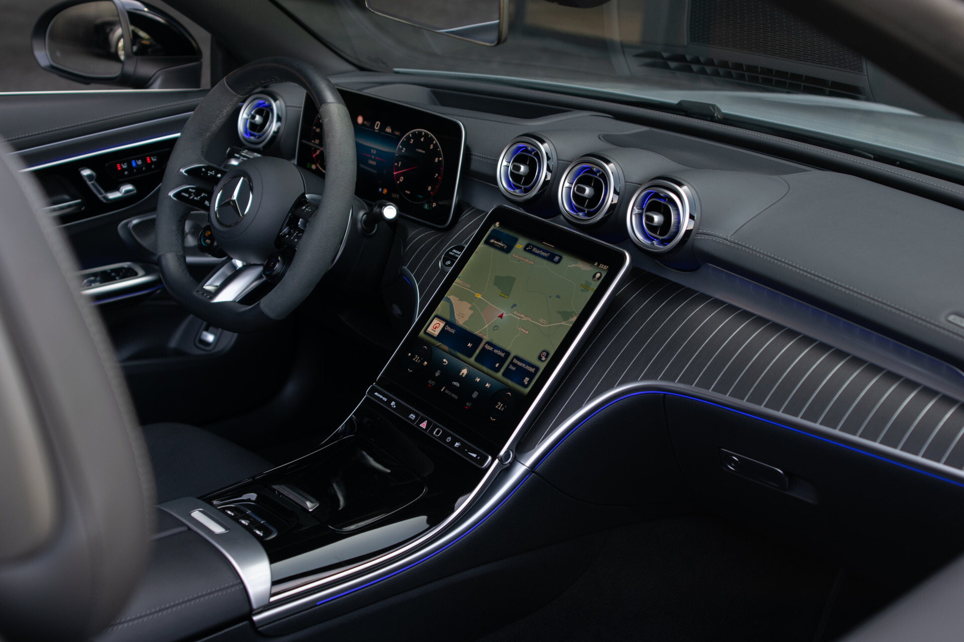 Mercedes-Benz CLE Cabriolet AMG 53 4M Night | Dynamic Plus | Distronic | Keyless | 360° | Manufaktur | Massage | HUD | 20'' | Drivers Pack | Burmester 3D | New Service Foto 26