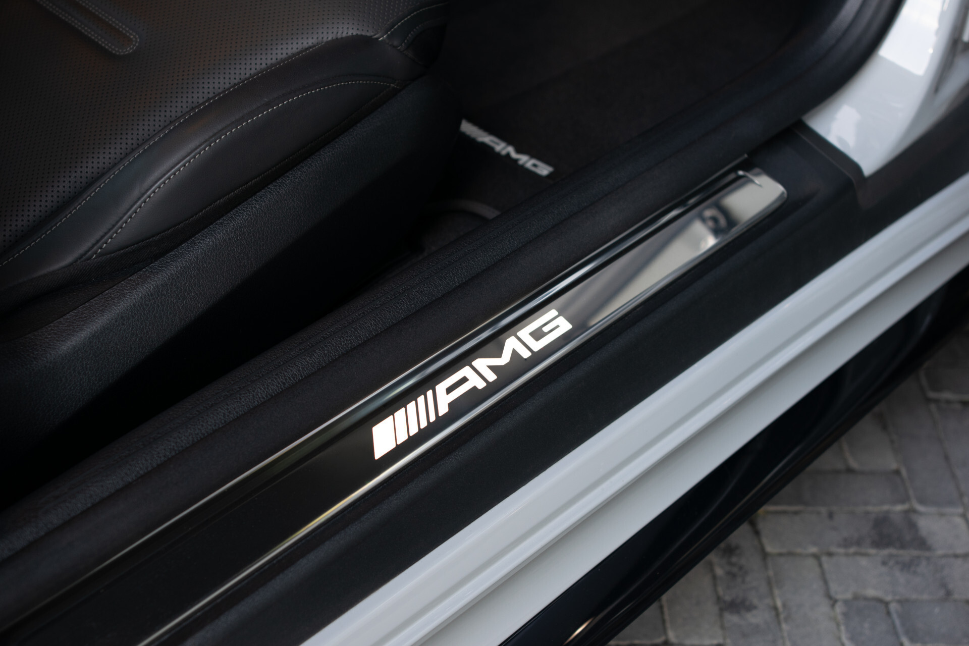 Mercedes-Benz CLE Cabriolet AMG 53 4M Night | Dynamic Plus | Distronic | Keyless | 360° | Manufaktur | Massage | HUD | 20'' | Drivers Pack | Burmester 3D | New Service Foto 34