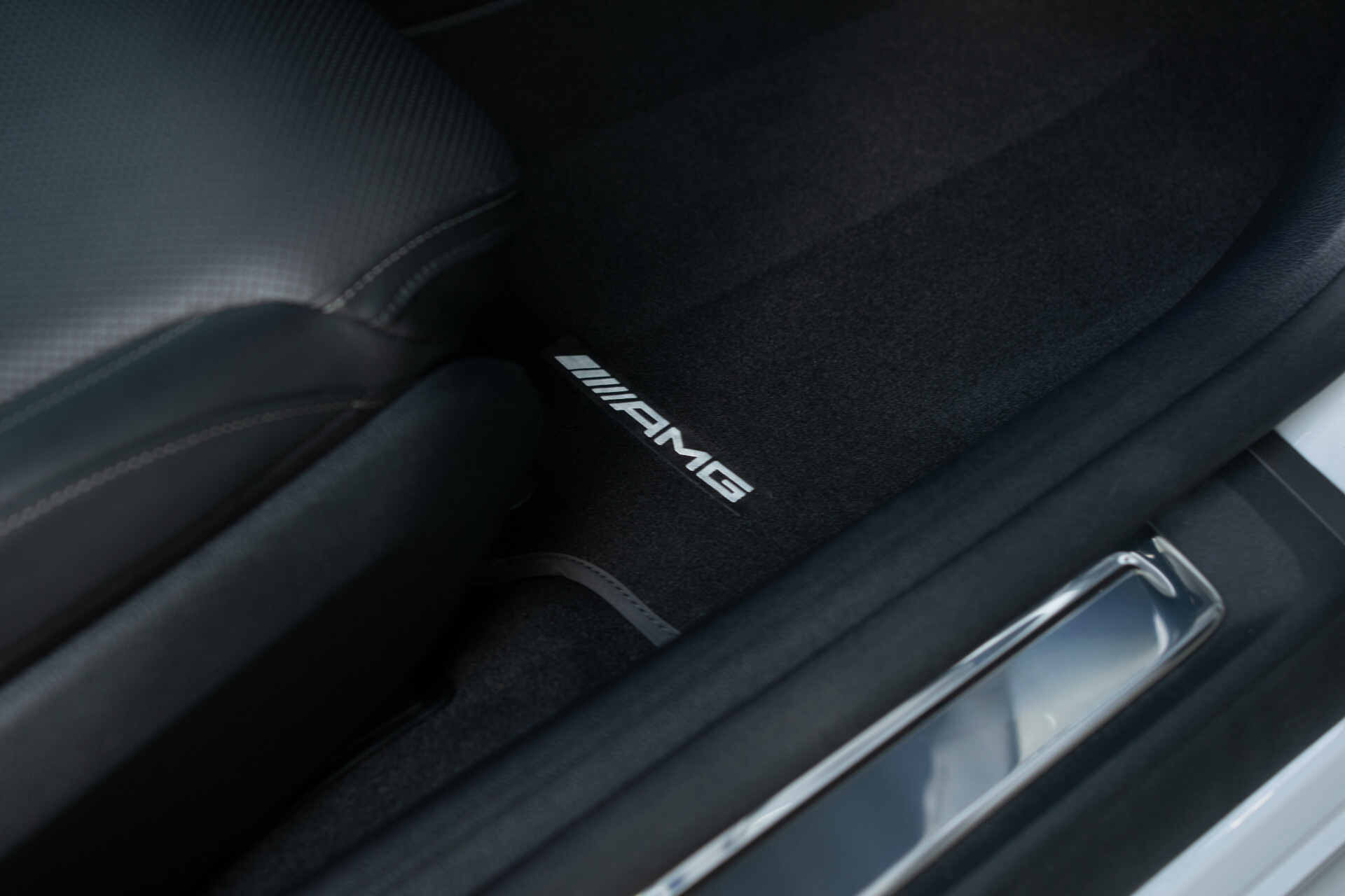 Mercedes-Benz CLE Cabriolet AMG 53 4M Night | Dynamic Plus | Distronic | Keyless | 360° | Manufaktur | Massage | HUD | 20'' | Drivers Pack | Burmester 3D | New Service Foto 37