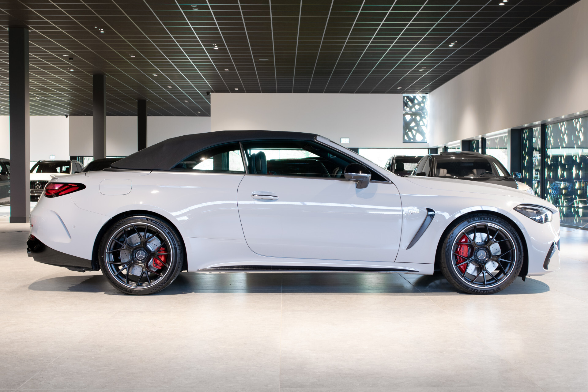 Mercedes-Benz CLE Cabriolet AMG 53 4M Night | Dynamic Plus | Distronic | Keyless | 360° | Manufaktur | Massage | HUD | 20'' | Drivers Pack | Burmester 3D | New Service Foto 6