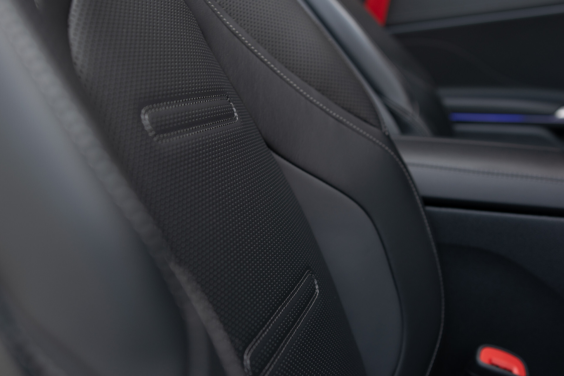 Mercedes-Benz CLE Cabriolet AMG 53 4M Night | Dynamic Plus | Distronic | Keyless | 360° | Manufaktur | Massage | HUD | 20'' | Drivers Pack | Burmester 3D | New Service Foto 60