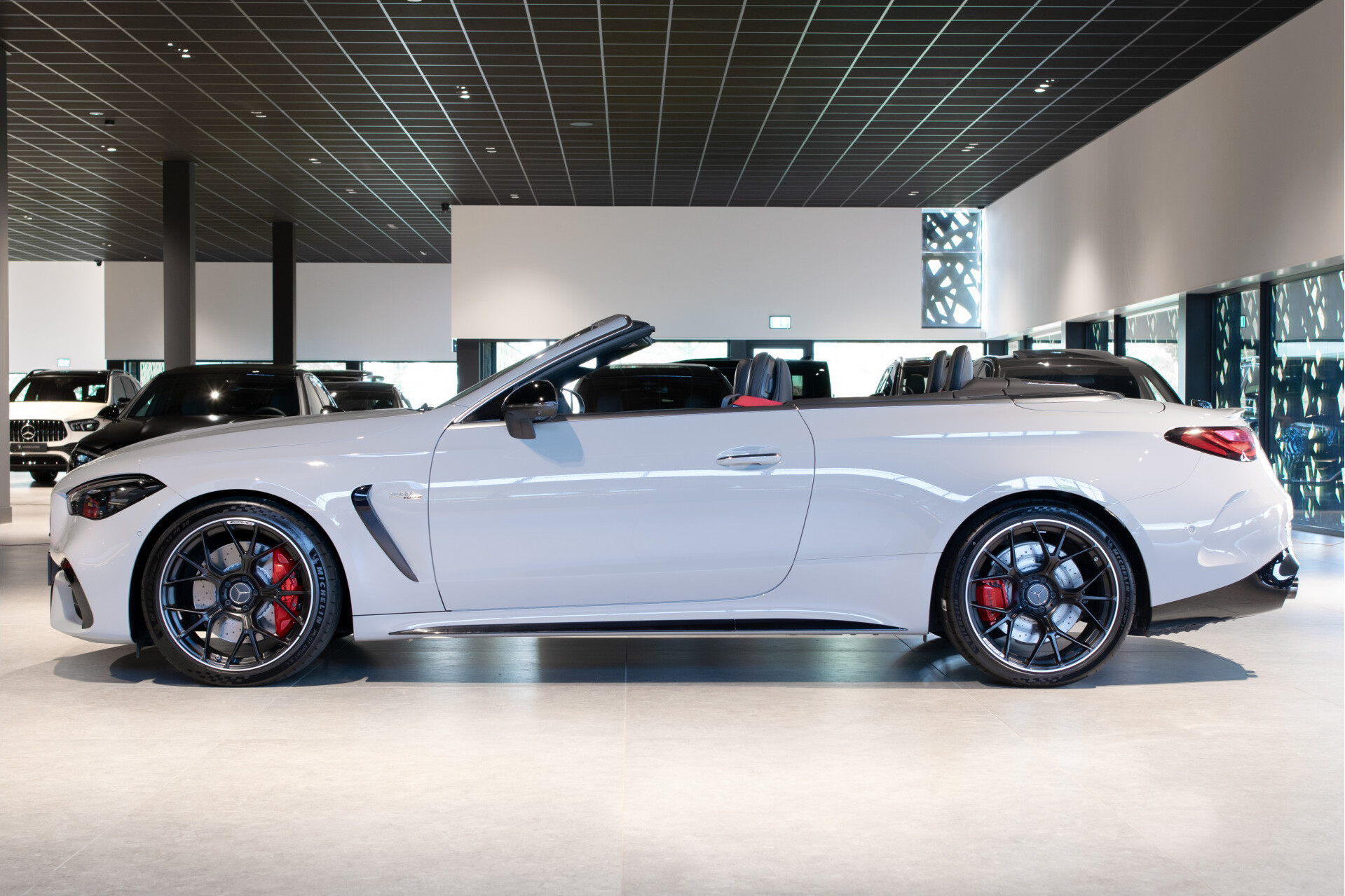 Mercedes-Benz CLE Cabriolet AMG 53 4M Night | Dynamic Plus | Distronic | Keyless | 360° | Manufaktur | Massage | HUD | 20'' | Drivers Pack | Burmester 3D | New Service Foto 7