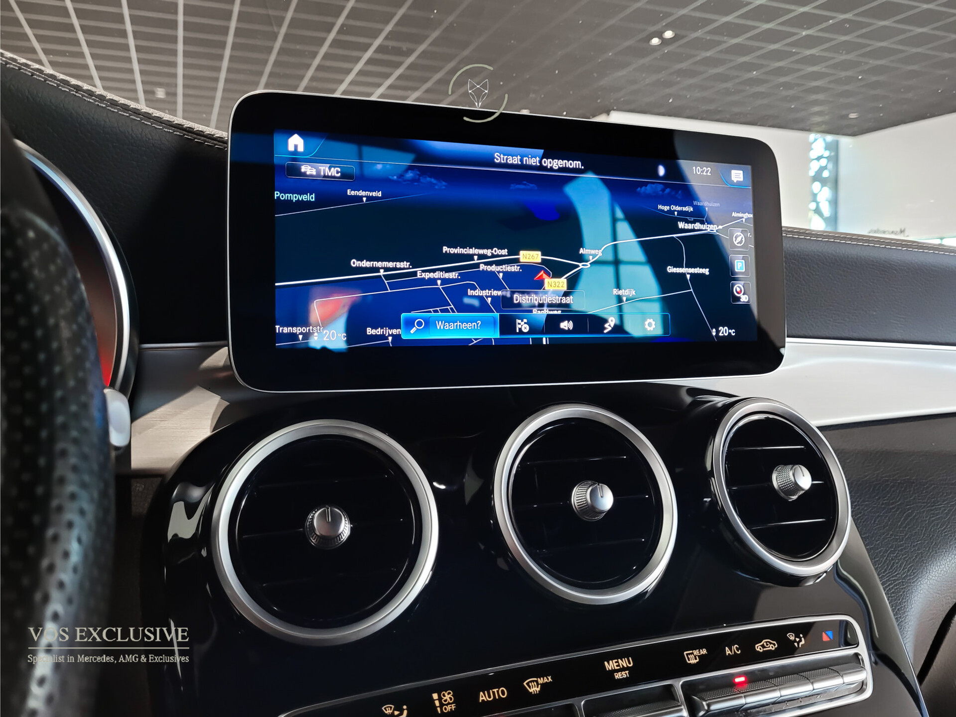 Mercedes-Benz GLC 200 4-M AMG Night | Panorama | 20" | Trekhaak | MBUX | Spoorpakket | Sfeerverlichting | Treeplanken | New Service Foto 11