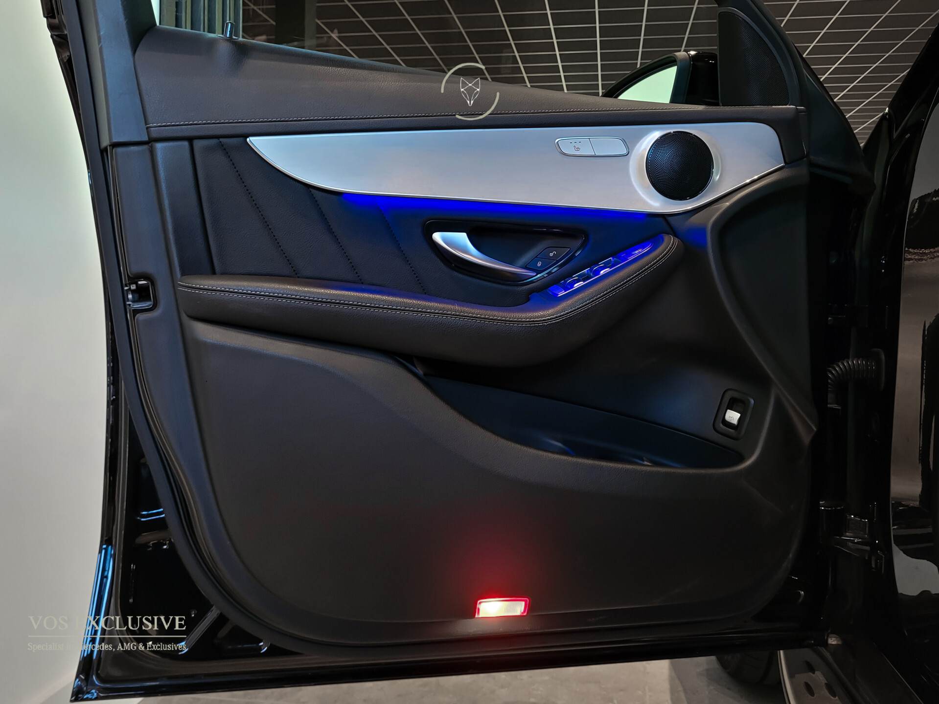 Mercedes-Benz GLC 200 4-M AMG Night | Panorama | 20" | Trekhaak | MBUX | Spoorpakket | Sfeerverlichting | Treeplanken | New Service Foto 21