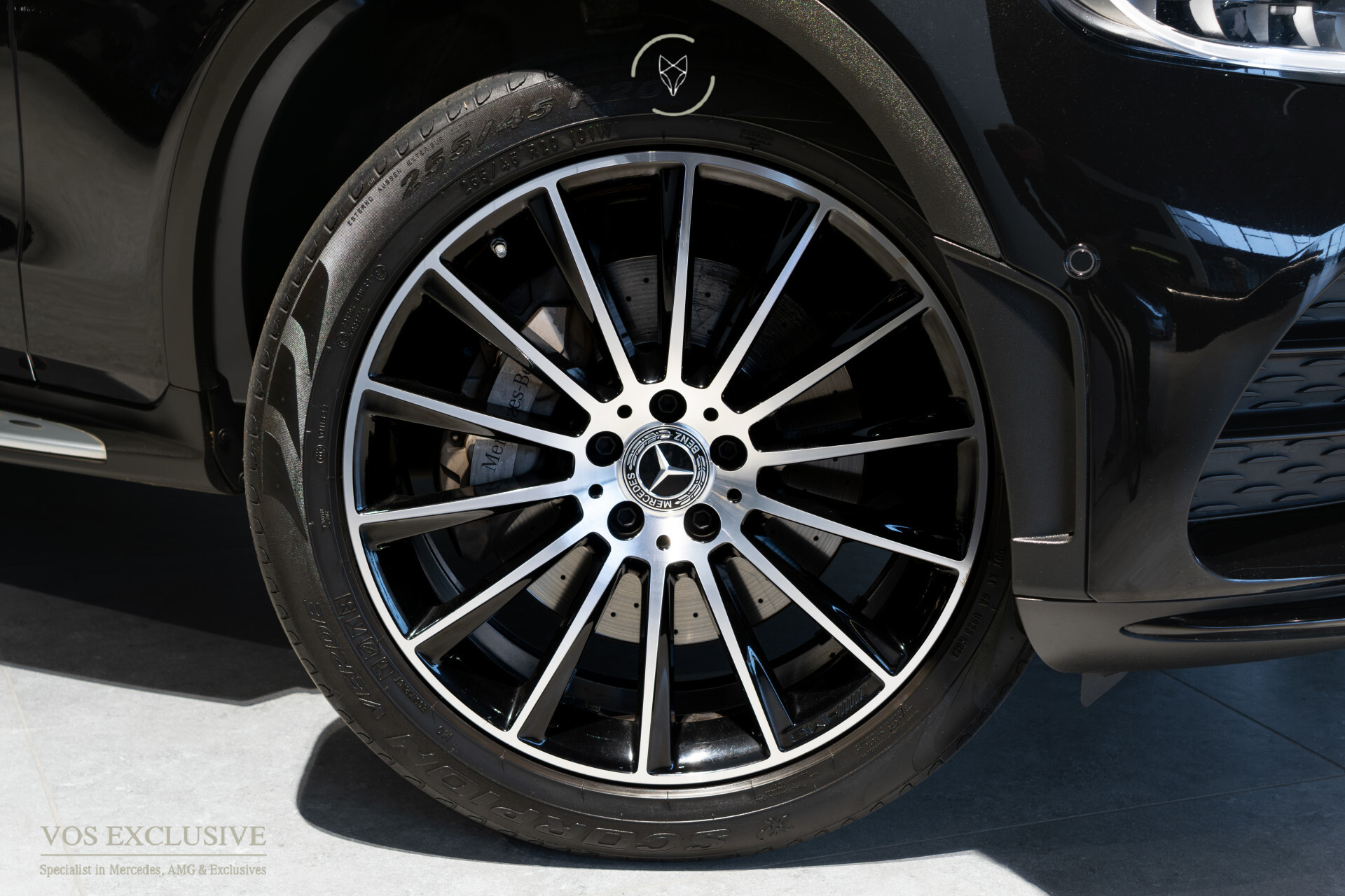 Mercedes-Benz GLC 200 4-M AMG Night | Panorama | 20" | Trekhaak | MBUX | Spoorpakket | Sfeerverlichting | Treeplanken | New Service Foto 3