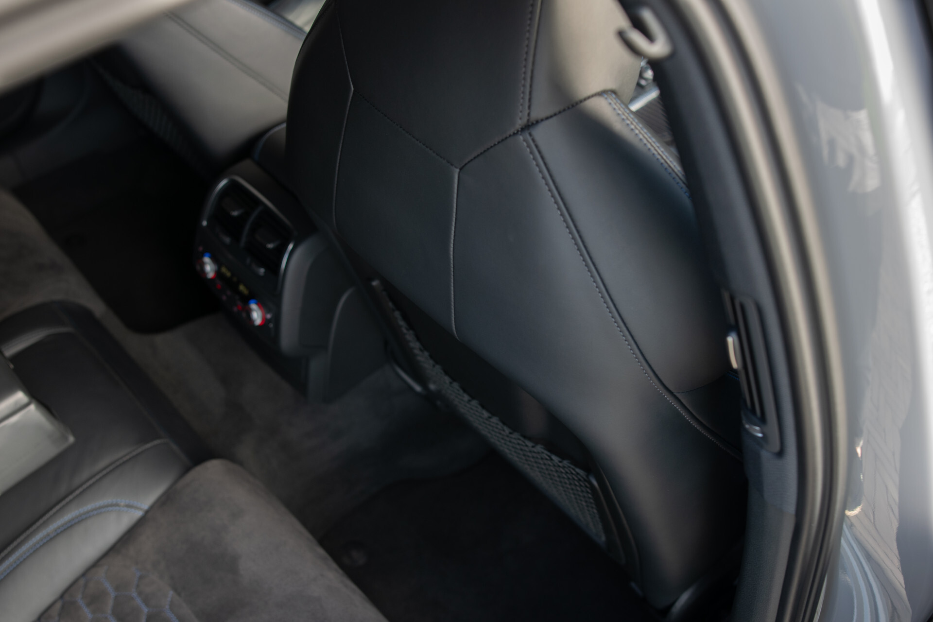 Audi A6 Avant 4.0 TFSI RS 6 Quattro Performance Carbon | Nardo | Memory | 21" | Matrix LED | Bose Foto 39