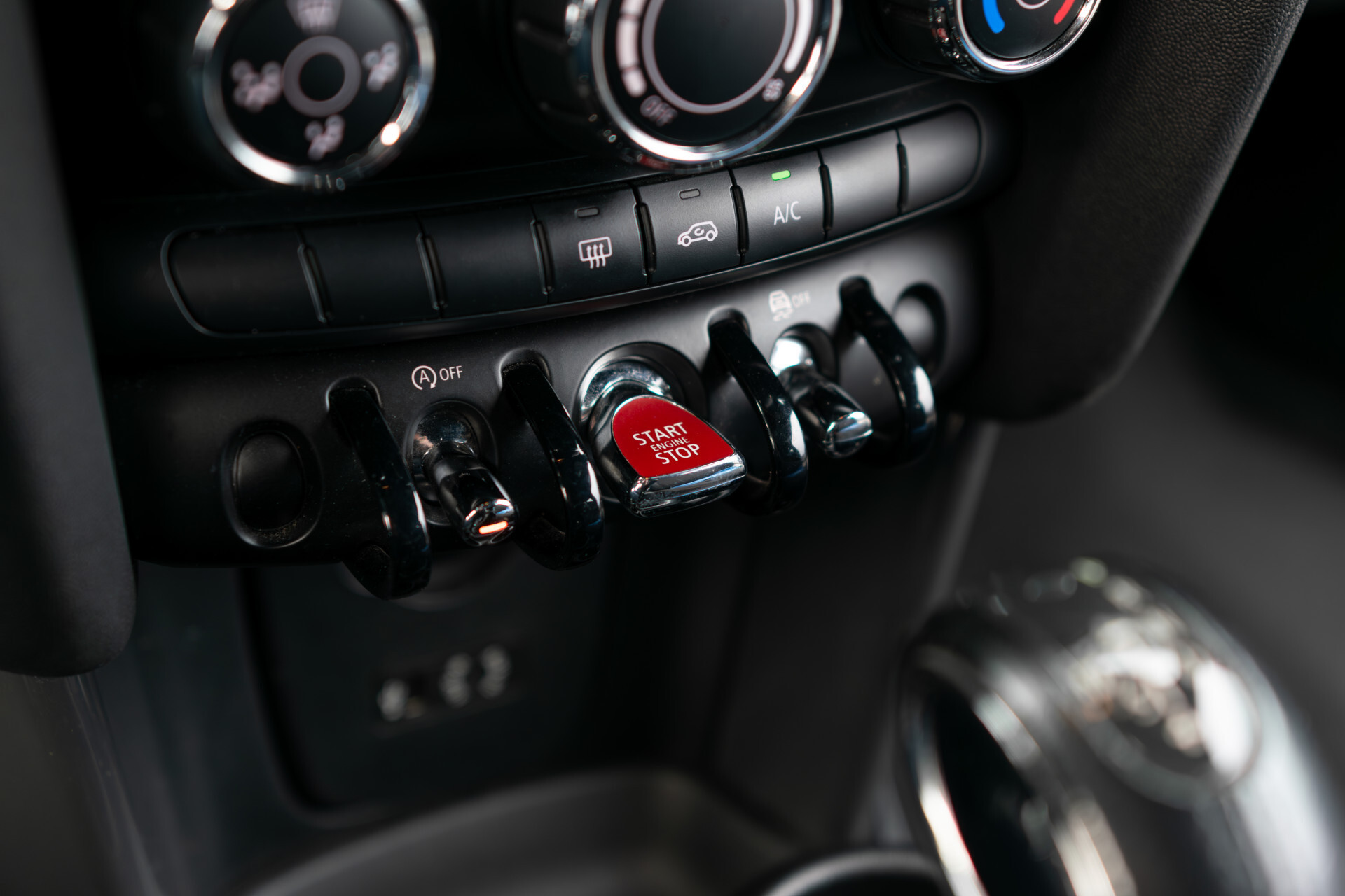 MINI Mini 1.5 Cooper Serious Business Automaat Keyless | 16'' | Gr-Navi | LED | CC | PDC | Volledige historie Foto 26