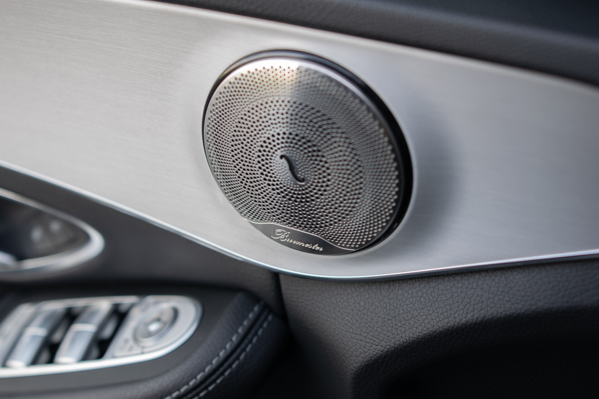 Mercedes-Benz C-Klasse Estate 180 AMG Sport Edition Leder | Sfeerverlichting | Aut-kofferklep | LED | 19" | New Service/APK Foto 11