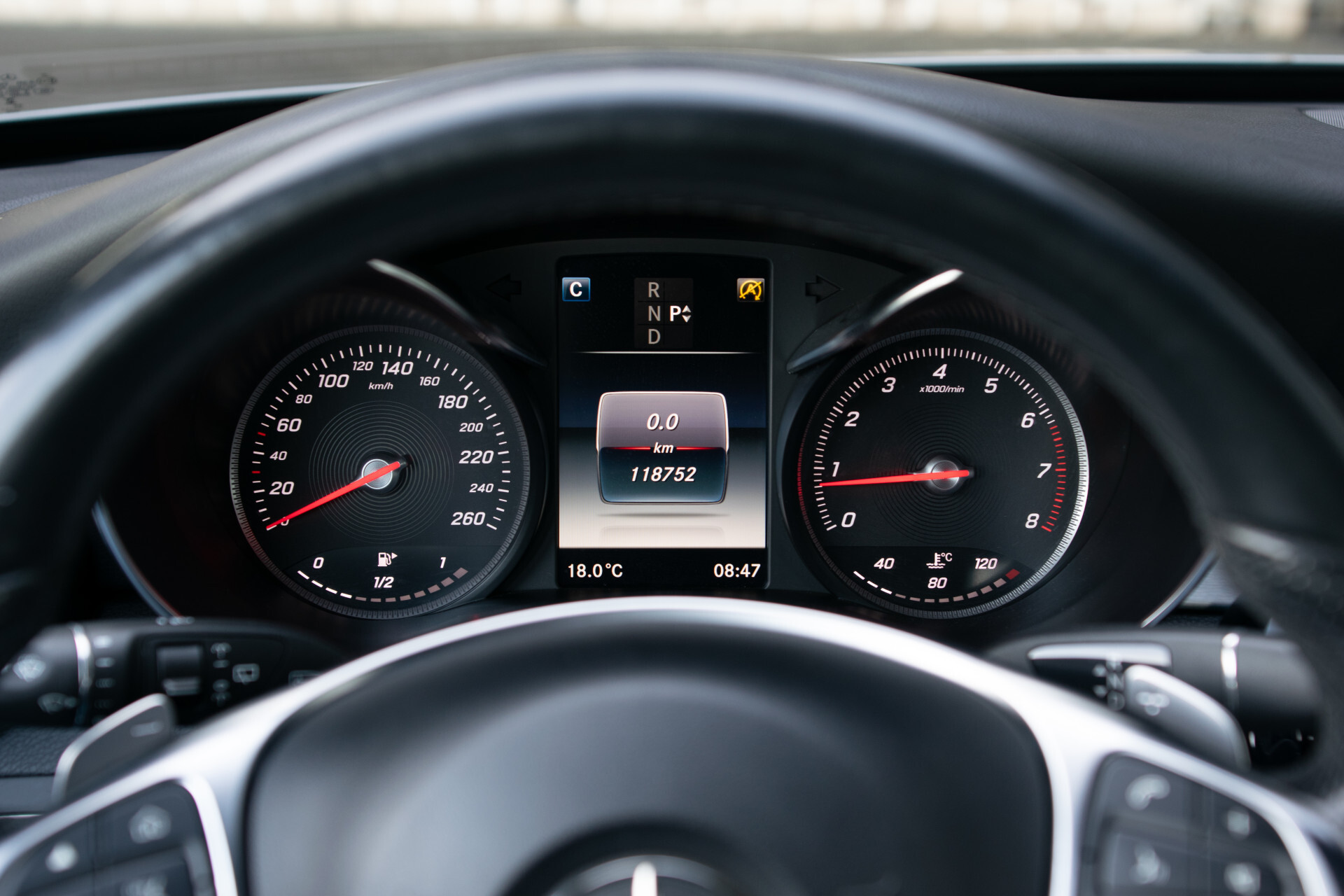 Mercedes-Benz C-Klasse Estate 180 AMG Sport Edition Leder | Sfeerverlichting | Aut-kofferklep | LED | 19" | New Service/APK Foto 15