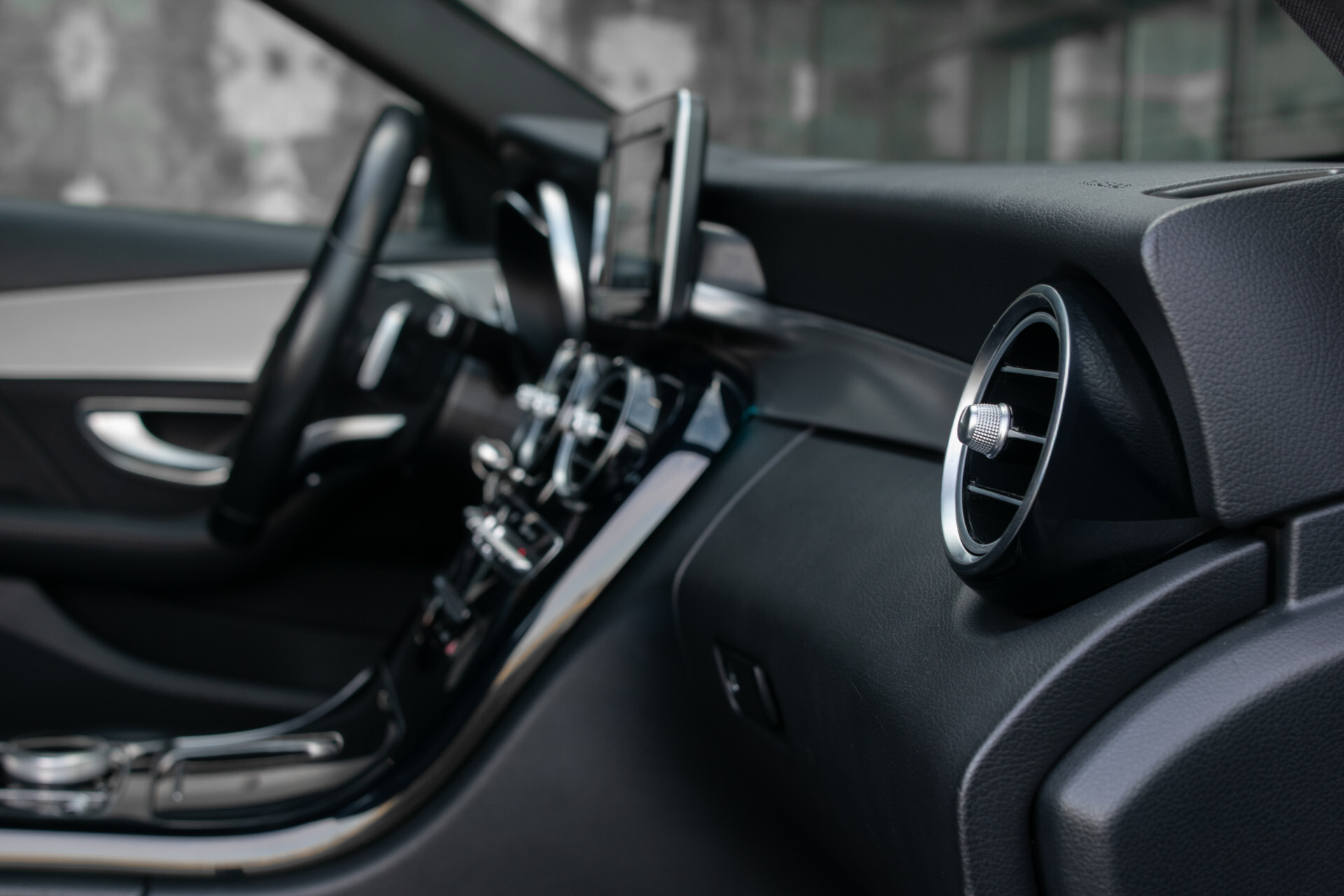 Mercedes-Benz C-Klasse Estate 180 AMG Sport Edition Leder | Sfeerverlichting | Aut-kofferklep | LED | 19" | New Service/APK Foto 30