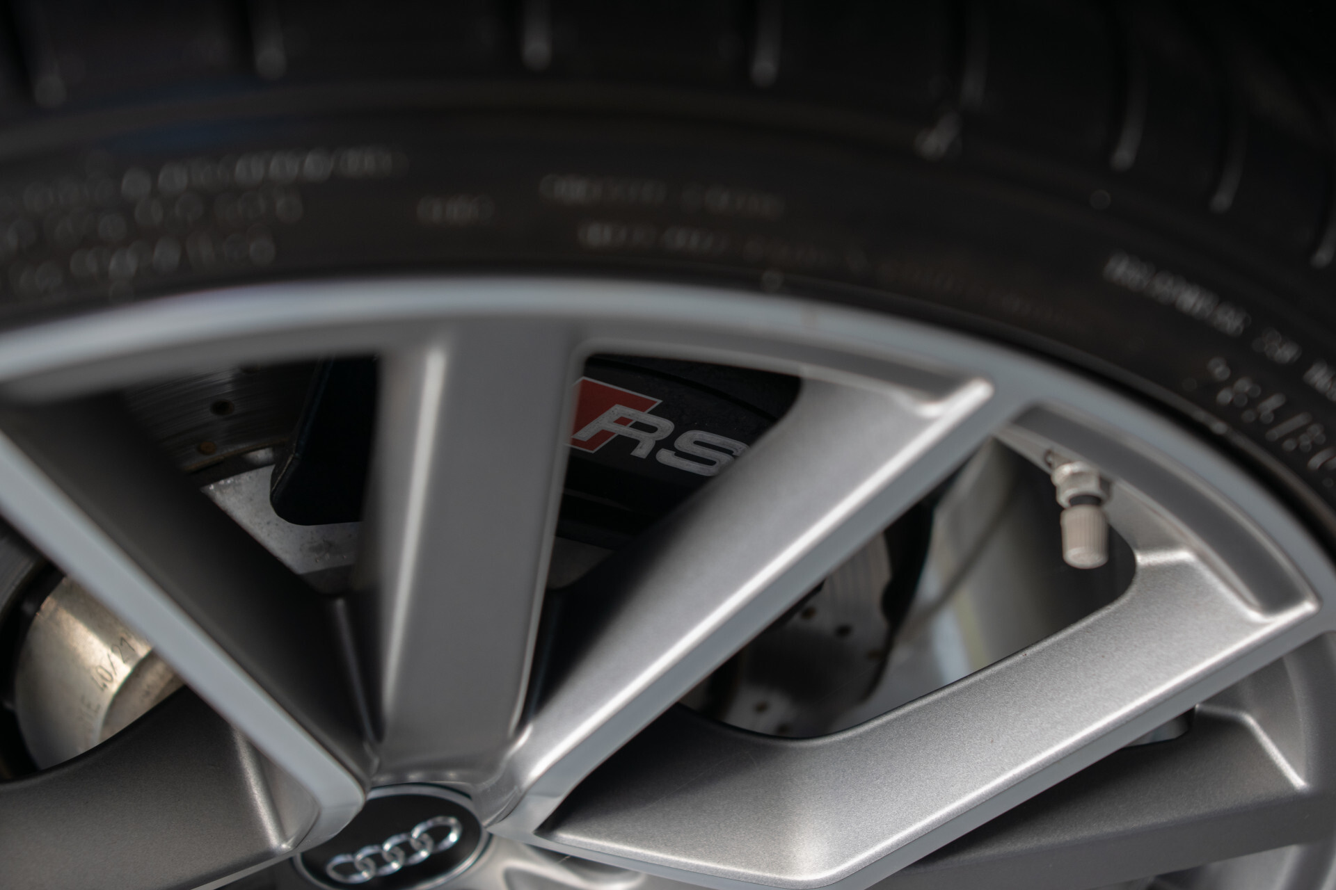 Audi RS6 Avant 4.0 TFSI Quattro Performance Carbon | Nardo | Memory | 21" | Matrix LED | Bose | New Service Foto 49