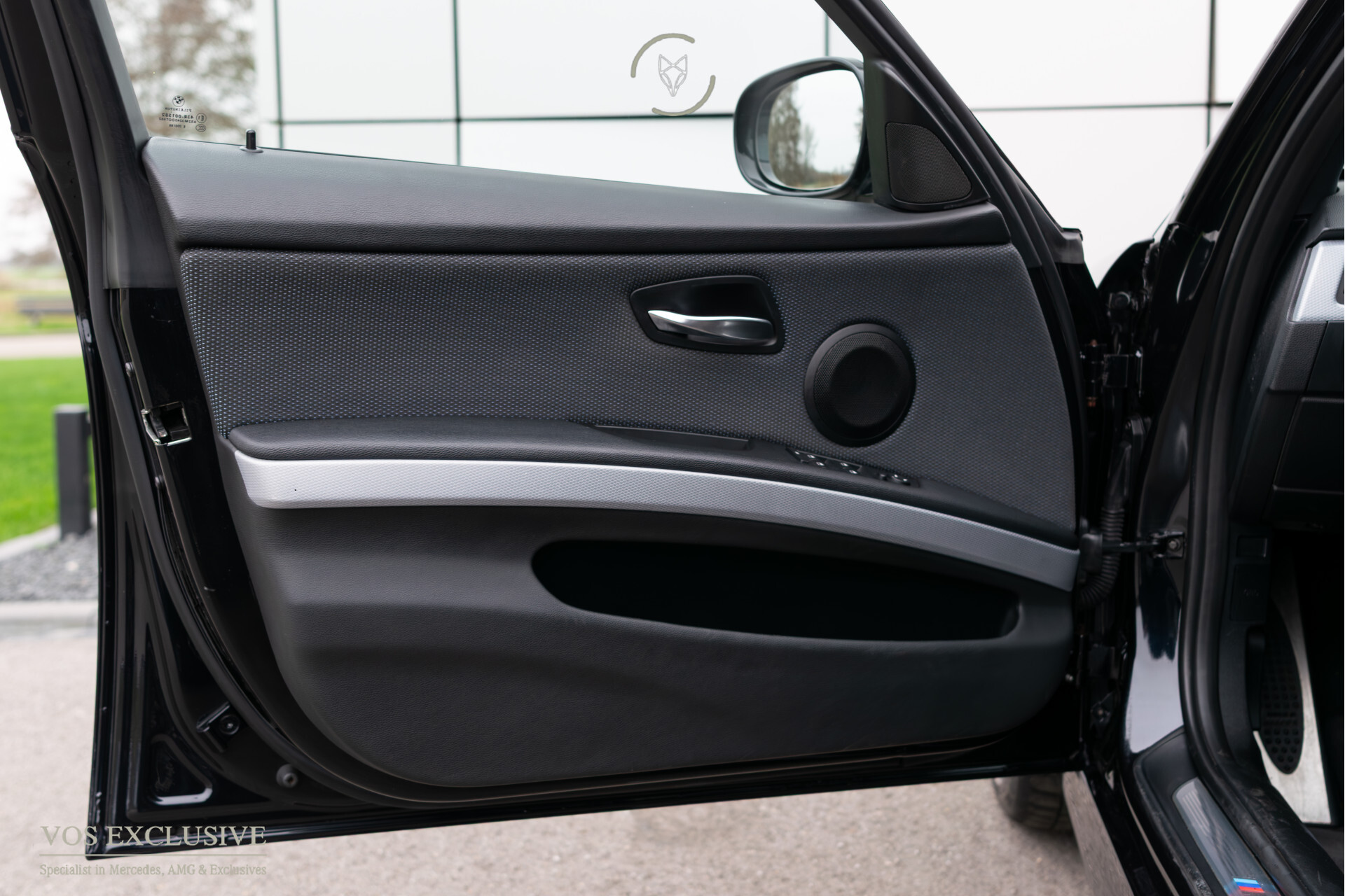 BMW 3 Serie Touring 318i M Sport Edition Pano | Shadowline | Hifi | Trekhaak | Xenon | NL auto | Aut6 Foto 8