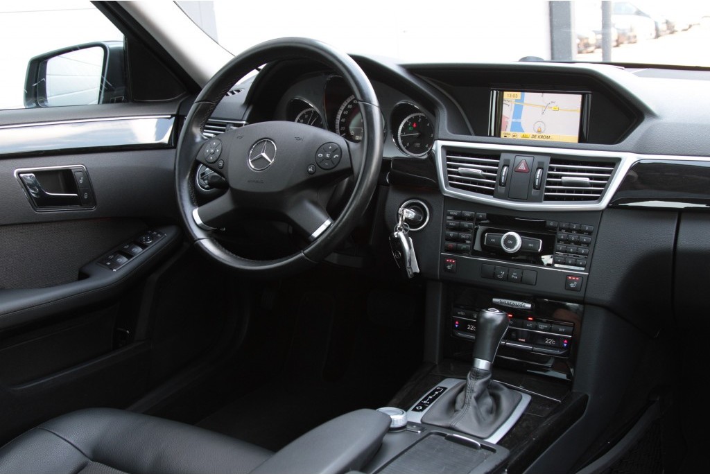 Mercedes-Benz E-Klasse 220 Cdi Avantgarde Schuifdak/Navi/Afn-Trhk Aut5 Foto 6