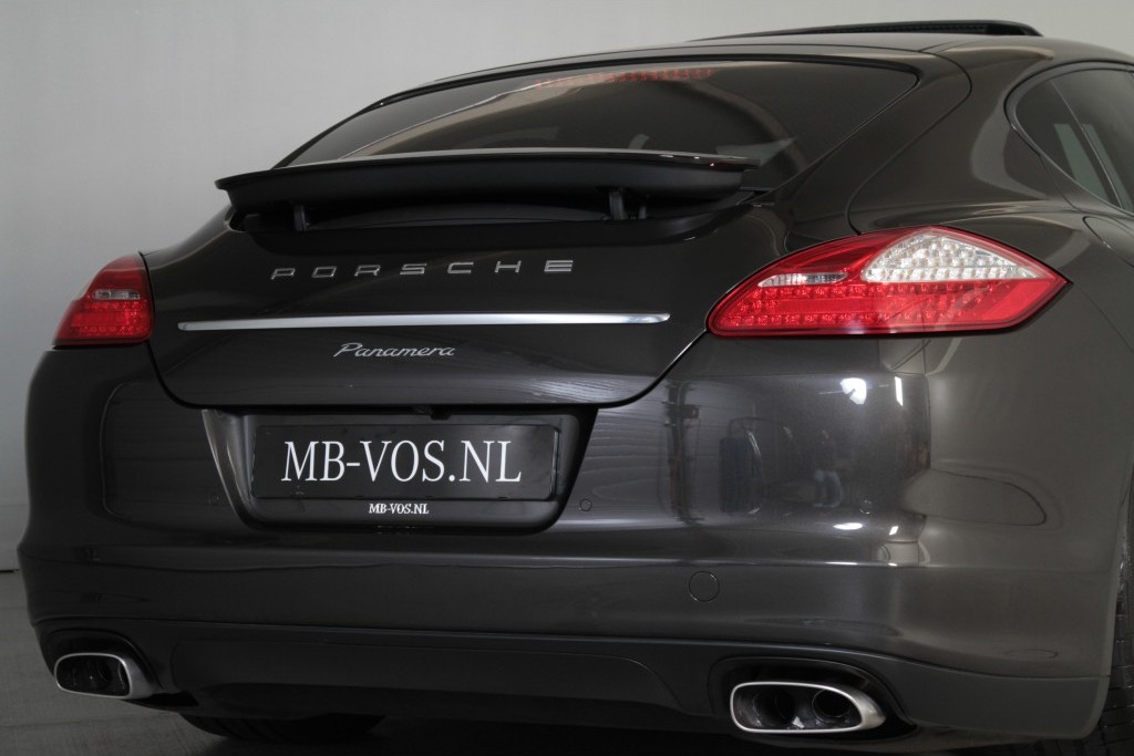 Porsche Panamera 3.0 D Tipronic S Luchtvering/Bose/20" Foto 20