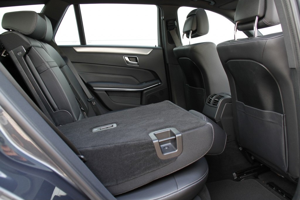 Mercedes-Benz E-Klasse Estate 220 Cdi Estate Avantgarde Dak/Wegkl-trhk/ILS Aut7 Foto 5