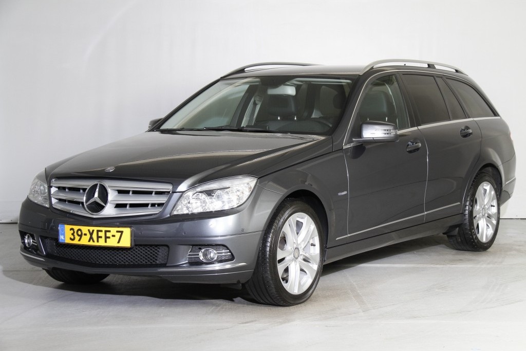 Mercedes-Benz C-Klasse Estate 220 Cdi Estate Avantgarde COM/DVD Aut5 Foto 1
