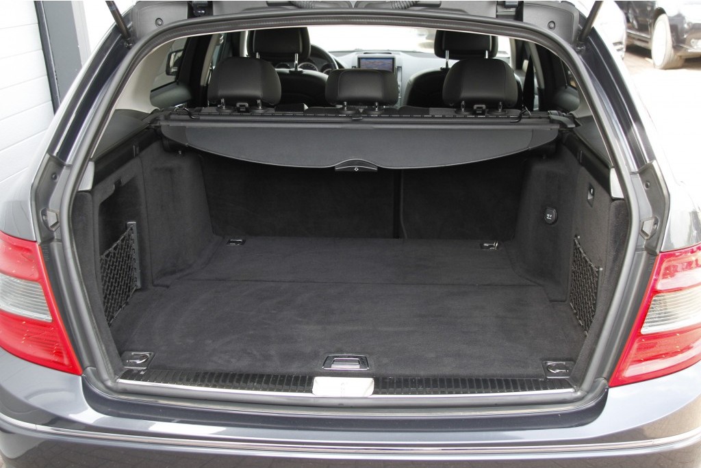 Mercedes-Benz C-Klasse Estate 220 Cdi Estate Avantgarde COM/DVD Aut5 Foto 12