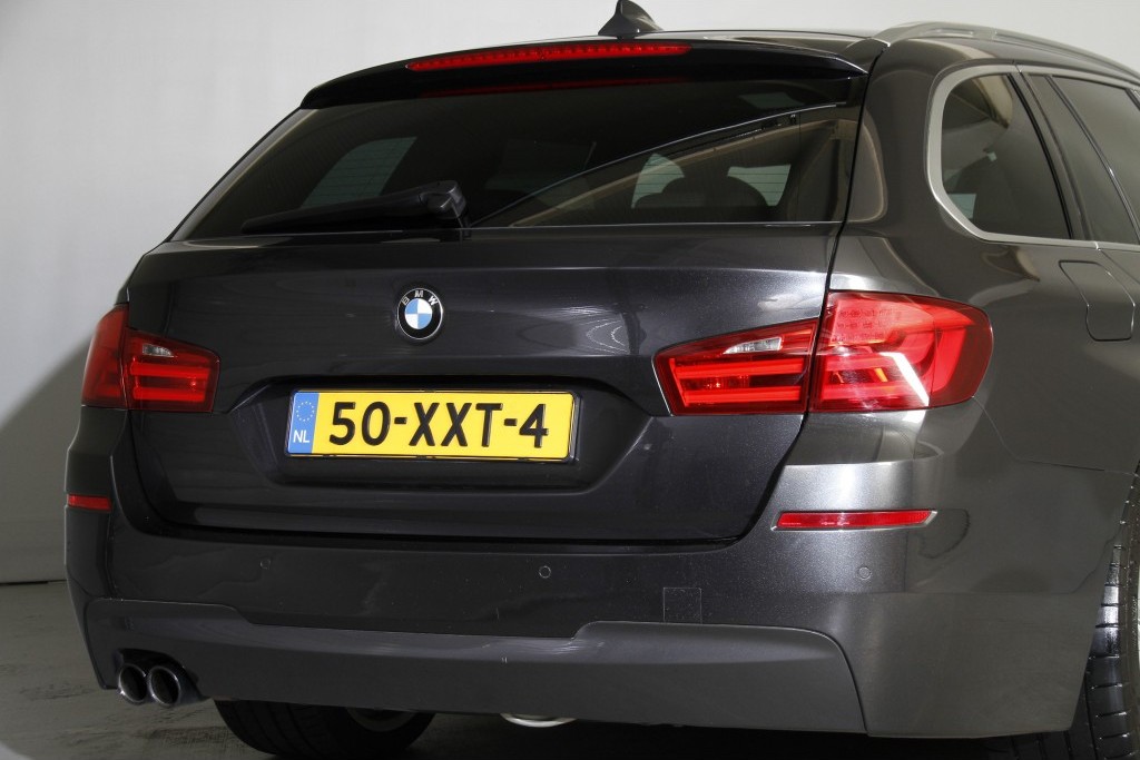 BMW 5 Serie 530D High Executive M Panorama 19" Aut8 Foto 20