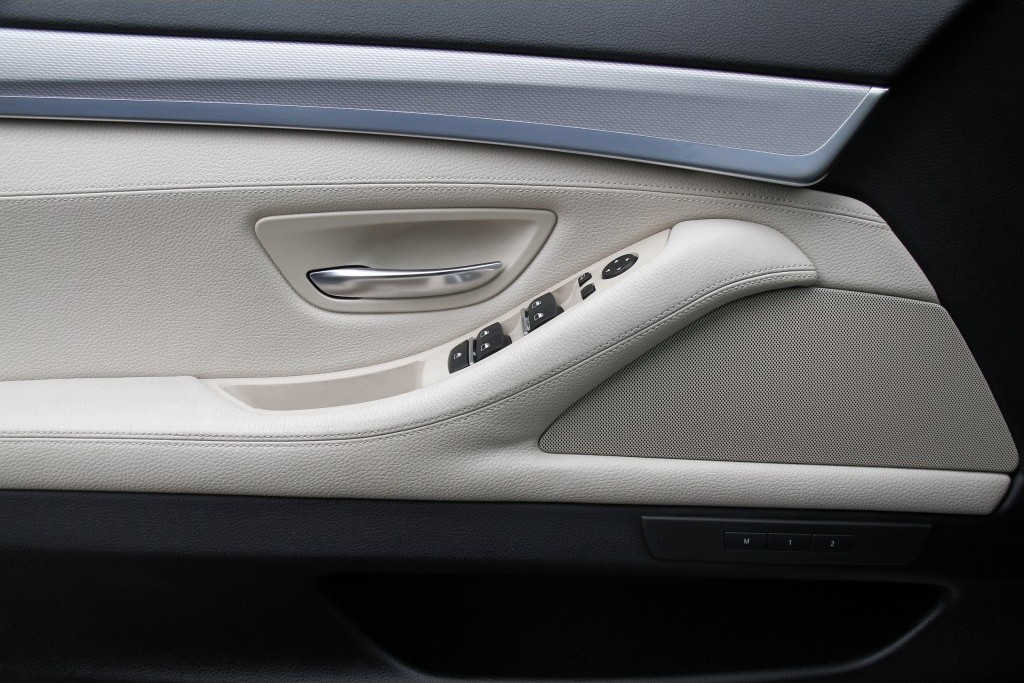 BMW 5 Serie 530D High Executive M Panorama 19" Aut8 Foto 6