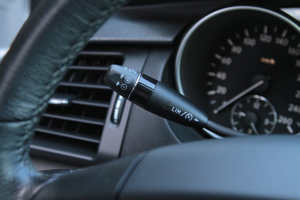 Mercedes-Benz R-Klasse 320 Cdi Lang Luchtvering/Sport/Dak/Sound/Mem 6-Pers Aut7 Foto 8