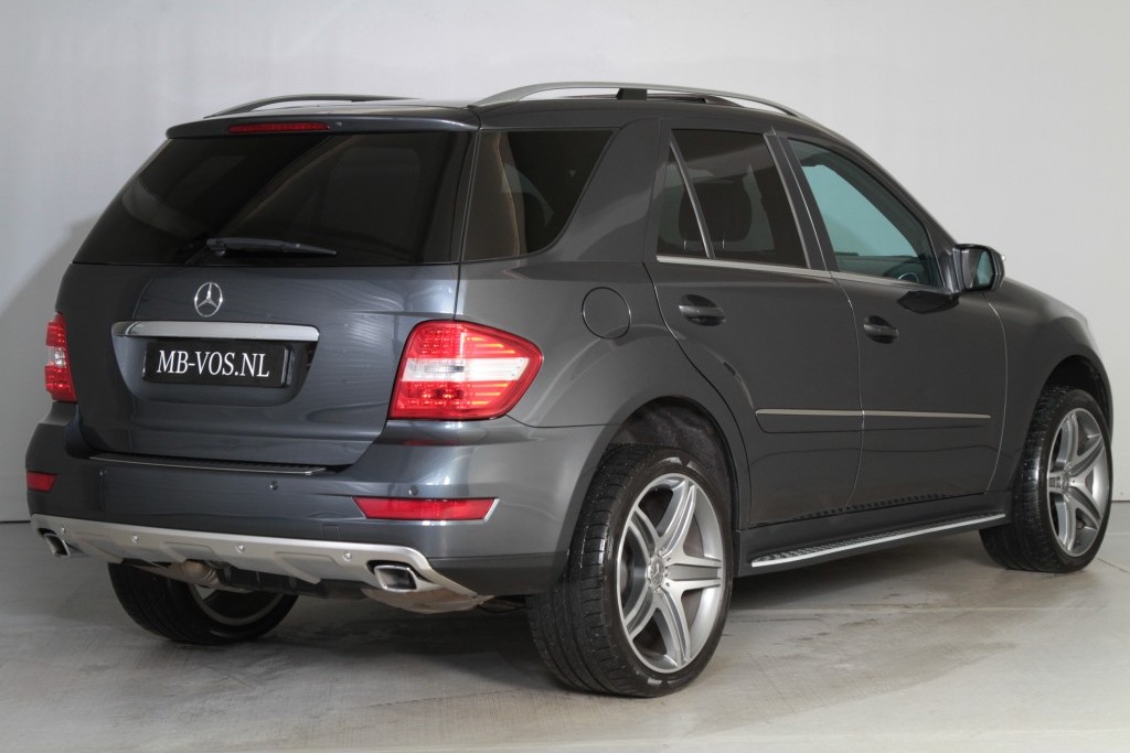 Mercedes-Benz M-Klasse 350 CDI 4-M Prestige Sport AMG Aut7 Foto 2