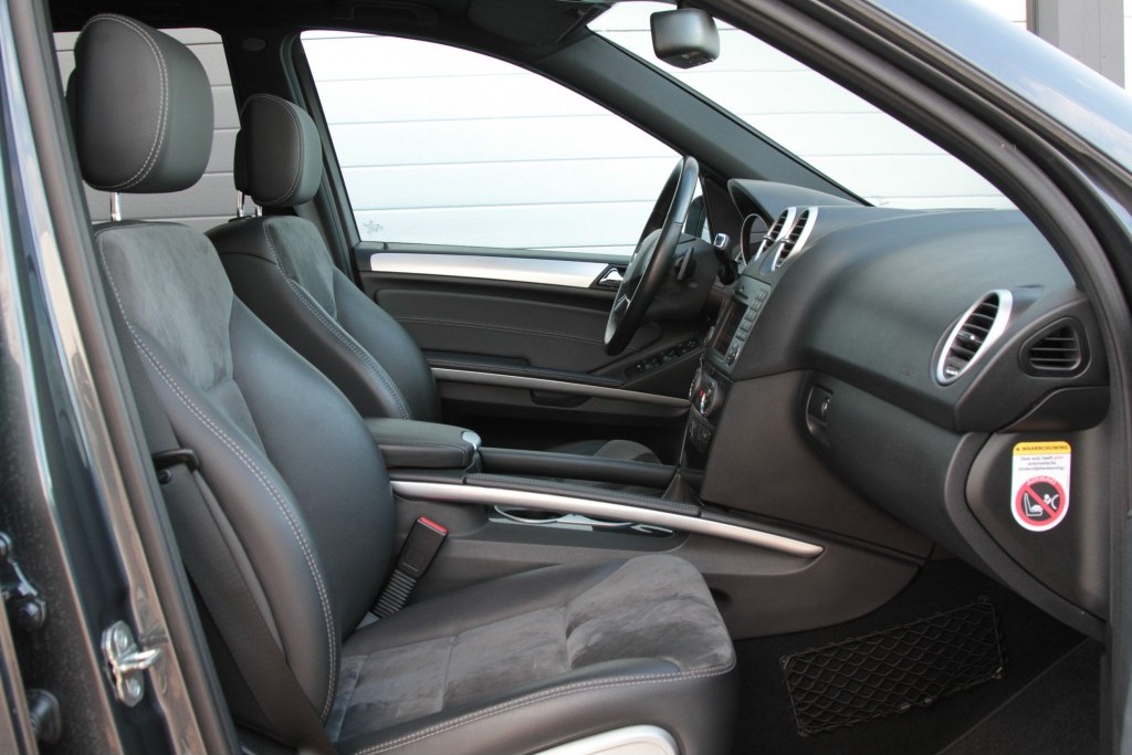 Mercedes-Benz M-Klasse 350 CDI 4-M Prestige Sport AMG Aut7 Foto 3