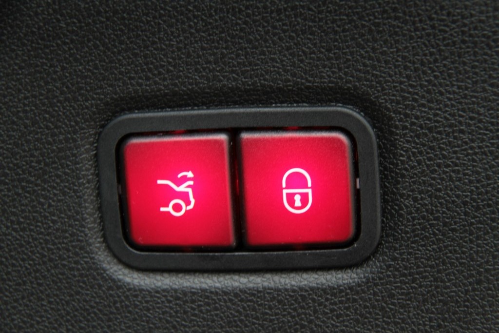 Mercedes-Benz CLS-Klasse 350 Cdi BE AMG Exclusive/Airmatic/Keyless/19" Aut7 Foto 15