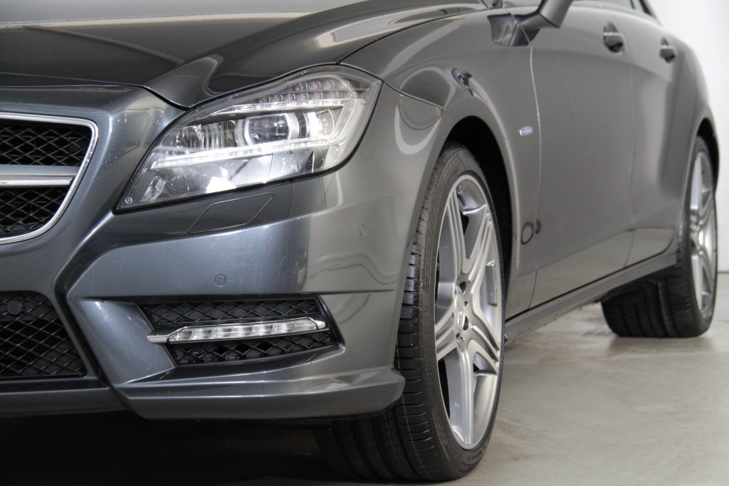 Mercedes-Benz CLS-Klasse 350 Cdi BE AMG Exclusive/Airmatic/Keyless/19" Aut7 Foto 21