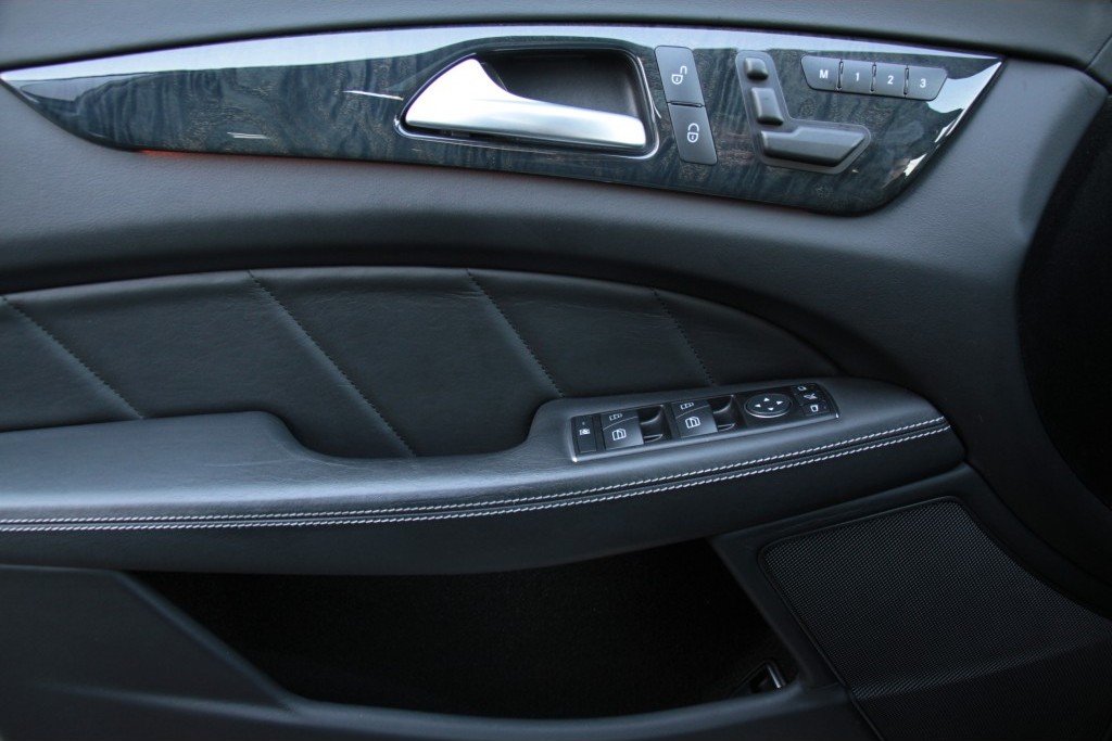 Mercedes-Benz CLS-Klasse 350 Cdi BE AMG Exclusive/Airmatic/Keyless/19" Aut7 Foto 8