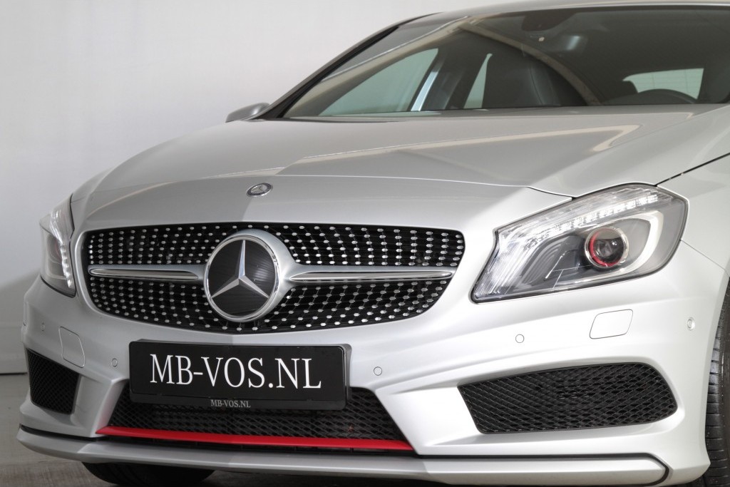 Mercedes-Benz A-Klasse 250 Sport AMG/Leer/Navi/ Xenon/Pts Aut7 Foto 14