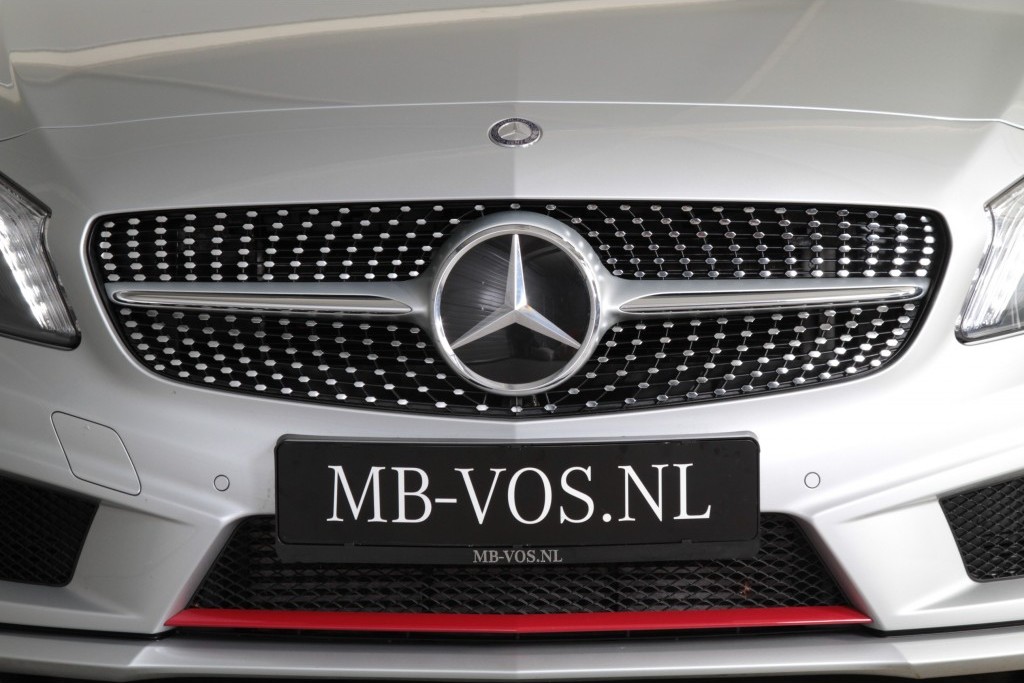 Mercedes-Benz A-Klasse 250 Sport AMG/Leer/Navi/ Xenon/Pts Aut7 Foto 17