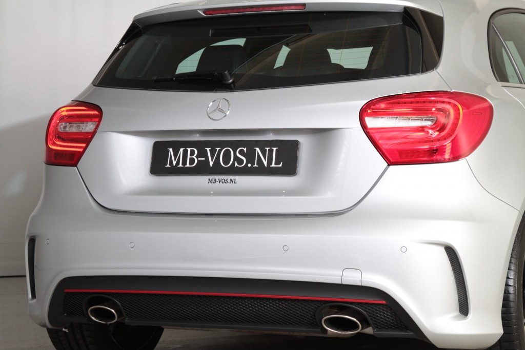 Mercedes-Benz A-Klasse 250 Sport AMG/Leer/Navi/ Xenon/Pts Aut7 Foto 18
