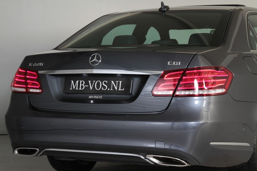 Mercedes-Benz E-Klasse 220 Cdi Avantgarde Leer/Com/Schuifdak/ILS Aut7 Foto 18