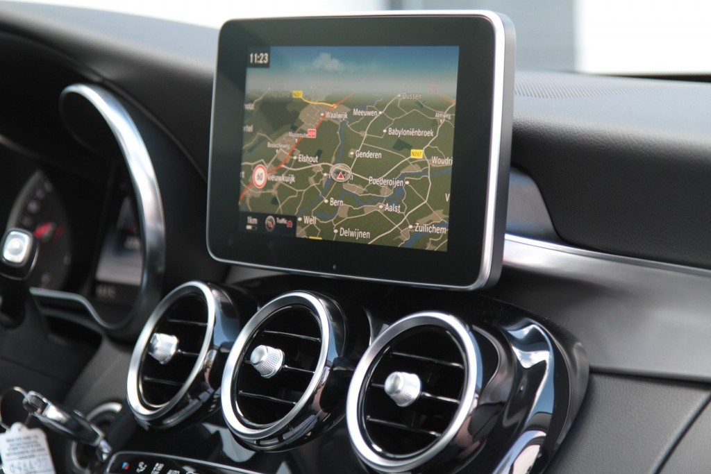 Mercedes-Benz C-Klasse Estate 220 Bluetec Estate Panorama/Comand/Spoorpakket/ILS Aut7 Foto 13