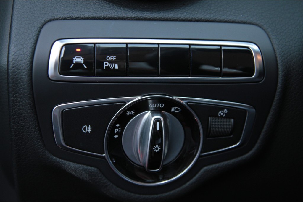 Mercedes-Benz C-Klasse 180 Estate Avantgarde LED/Spoorpakket/Navi/Touchpad Aut7 Foto 15