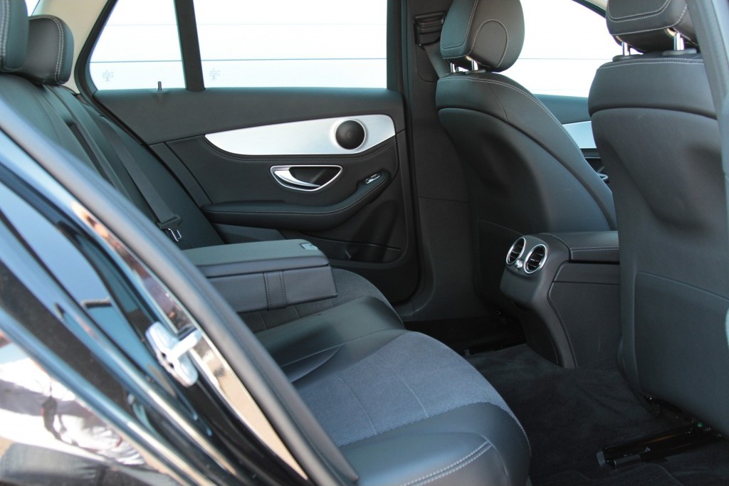 Mercedes-Benz C-Klasse 180 Estate Avantgarde LED/Spoorpakket/Navi/Touchpad Aut7 Foto 4