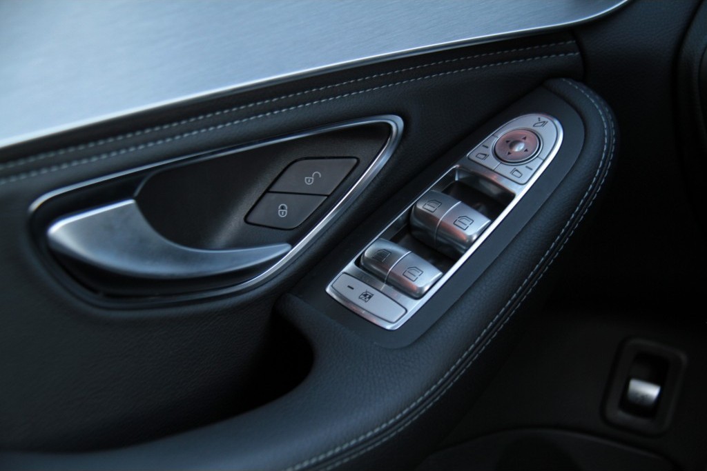 Mercedes-Benz C-Klasse 180 Avantgarde Schuifdak/LED/Spoor/Touchpad Aut7 Foto 13