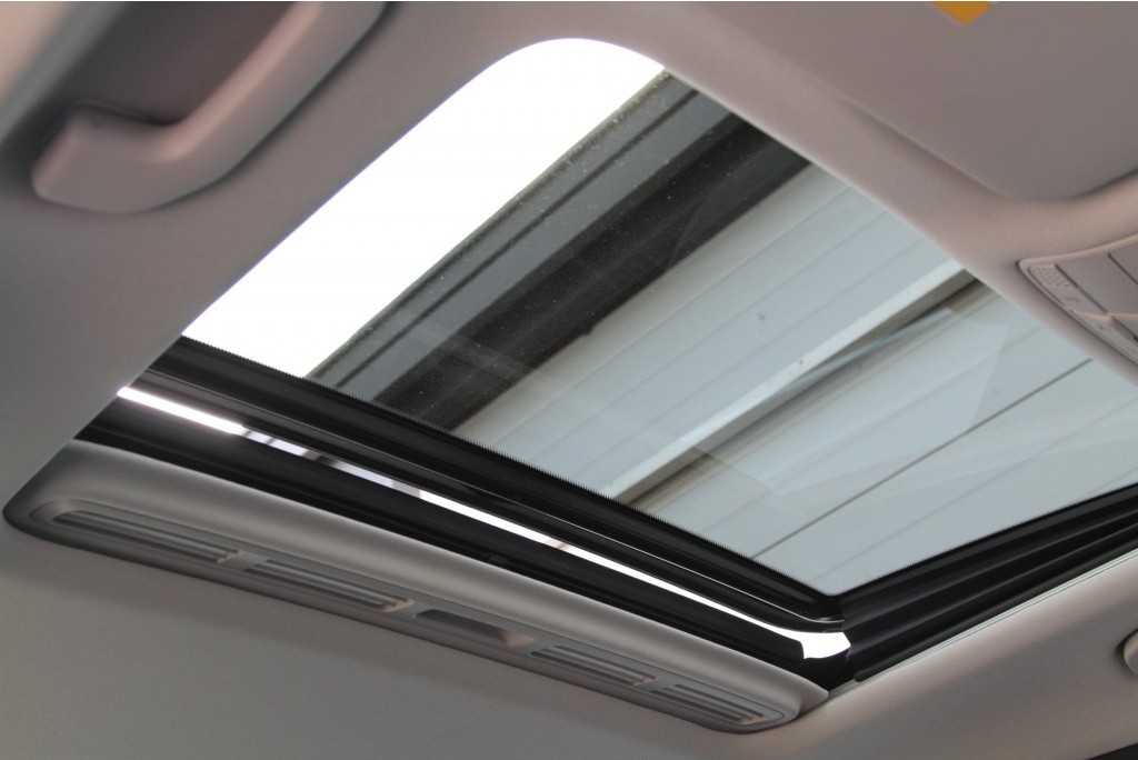 Mercedes-Benz C-Klasse 180 Avantgarde Schuifdak/LED/Spoor/Touchpad Aut7 Foto 16