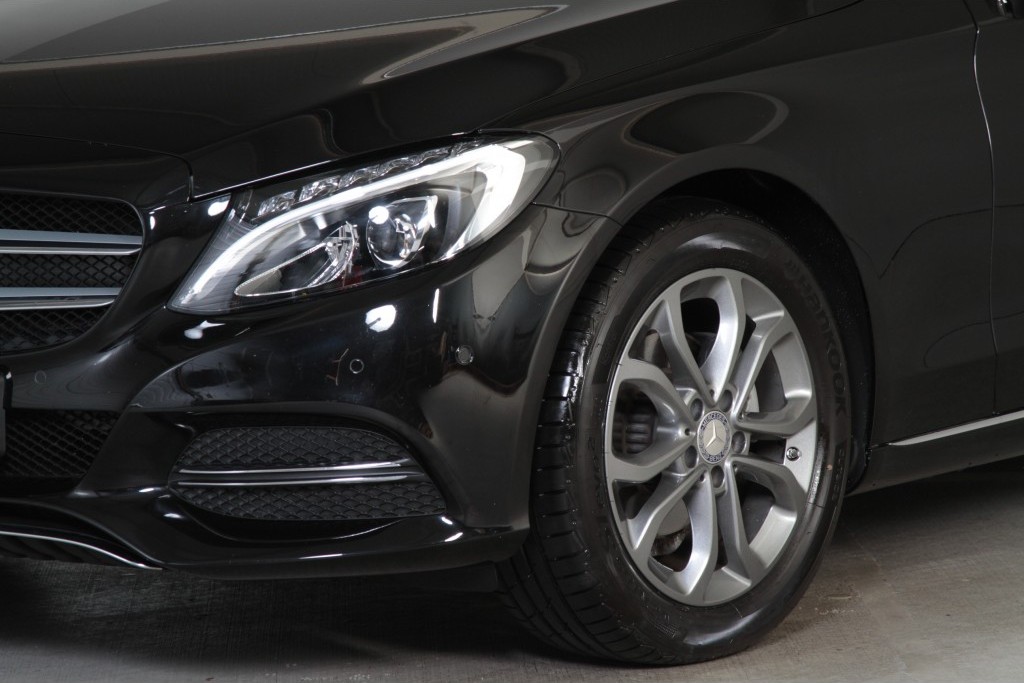 Mercedes-Benz C-Klasse 180 Avantgarde Schuifdak/LED/Spoor/Touchpad Aut7 Foto 19