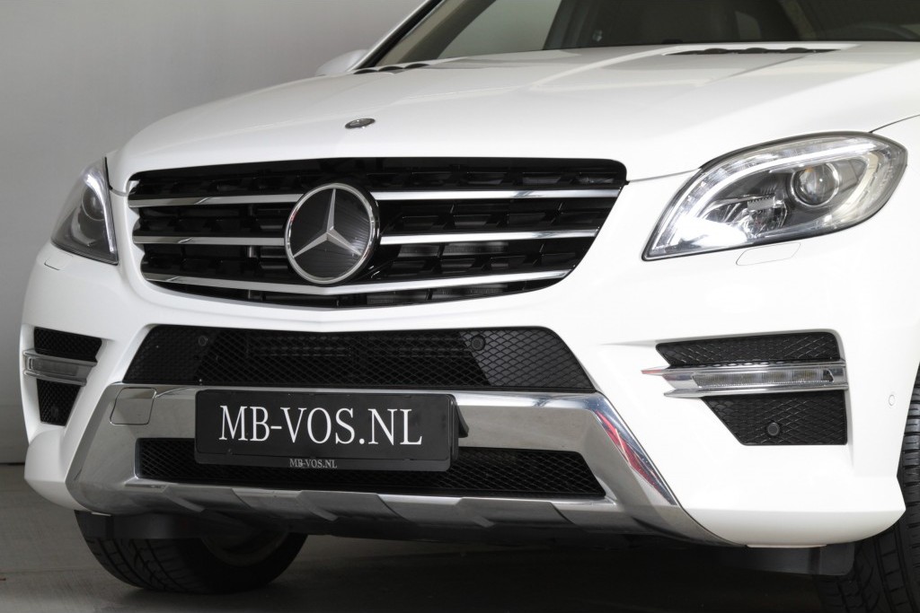 Mercedes-Benz M-Klasse 350 Bluetec AMG Distronic/Massage/Airmatic/Trhk/21"/Dak Aut7 Foto 4