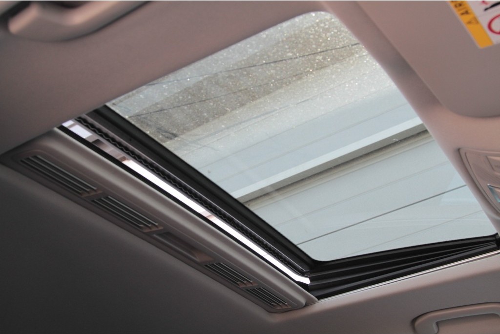 Mercedes-Benz M-Klasse 350 4-M Bluetec AMG Airmatic/Harman-Kardon Aut7 Foto 11