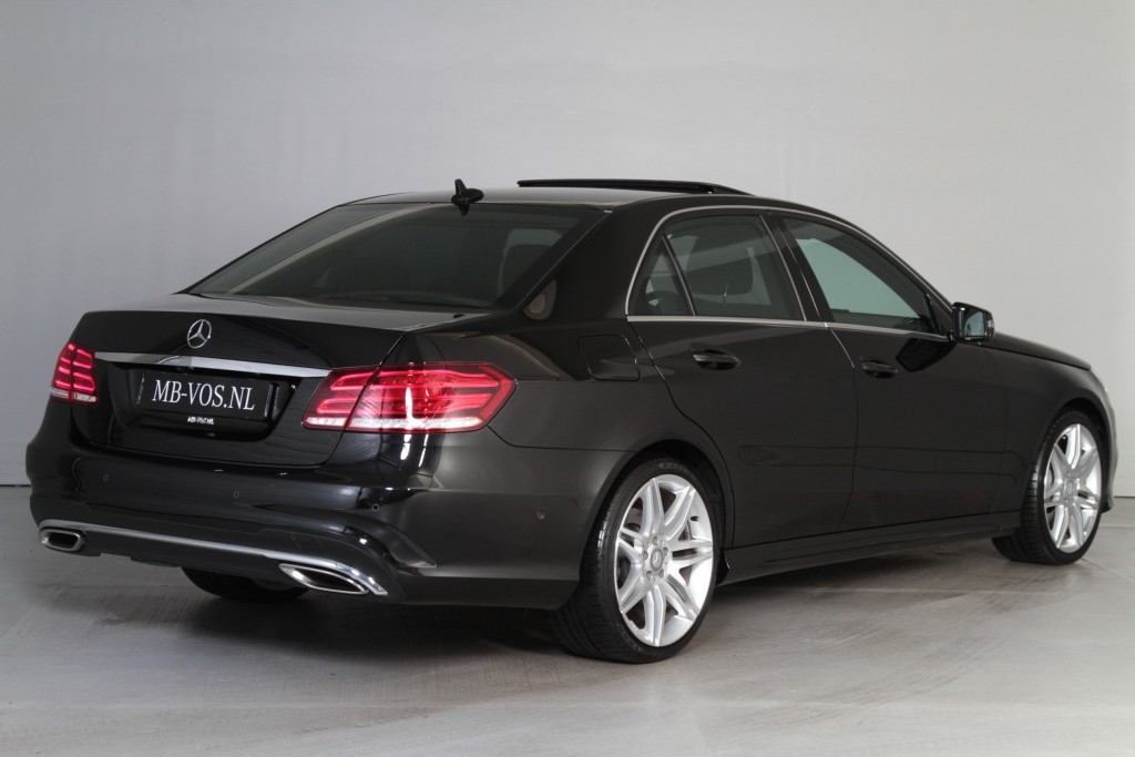 Mercedes-Benz E-Klasse 350 Bluetec AMG Distronic/Harman-Kardon/Dak/Leer Aut9 Foto 2