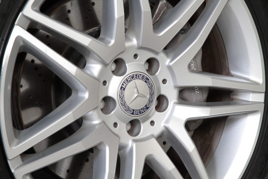 Mercedes-Benz E-Klasse 350 Bluetec AMG Distronic/Harman-Kardon/Dak/Leer Aut9 Foto 4