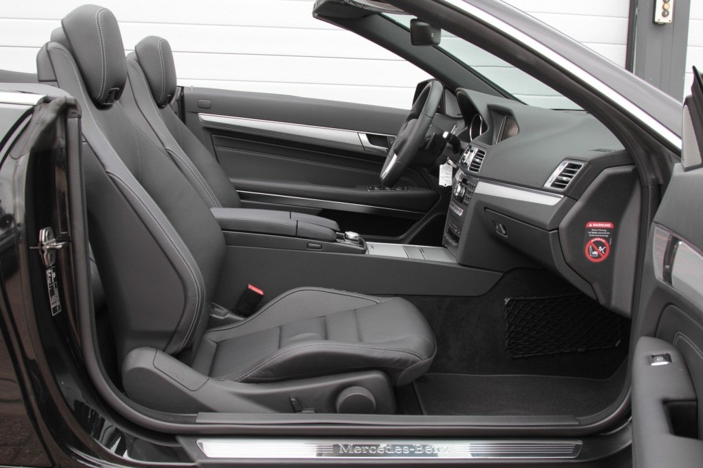 Mercedes-Benz E-Klasse 200 Cabriolet AMG Comand/360-camera/Harman-Kardon/Blindspot Aut7 Foto 5
