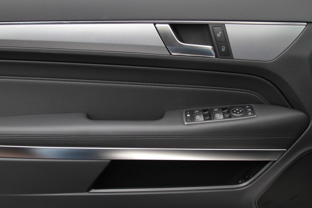 Mercedes-Benz E-Klasse 200 Cabriolet AMG Comand/360-camera/Harman-Kardon/Blindspot Aut7 Foto 9